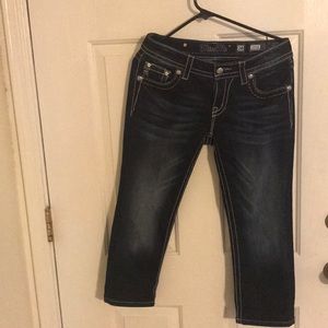 Miss Me Signature Cuffed Capri